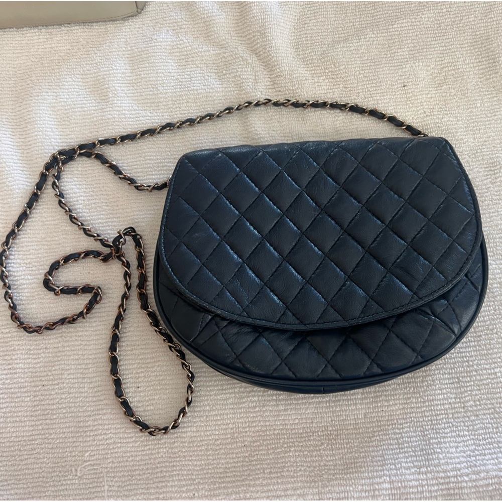 Vtg Viva of California leather navy quilted crossbody purse